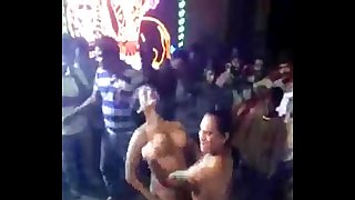 indian naked dance