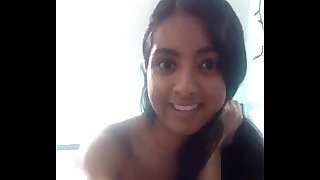 Seductive Desi Indian Girl XXX Bare Video - IndianHiddenCams.com