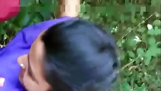 Desi slut unsheathed and fucked in forest by client clip