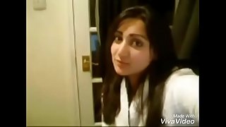 Pakistani bhabhi showcasing sexy boobs and pussy